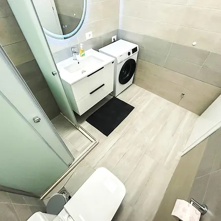 2 Bedroom 1337 *