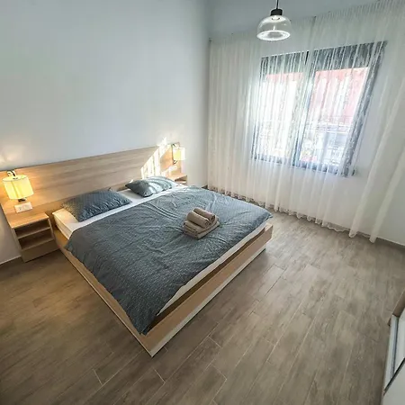2 Bedroom 1337 Durres