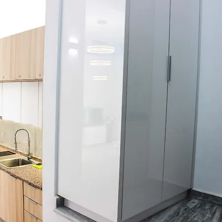 2 Bedroom 1337 Apartment *