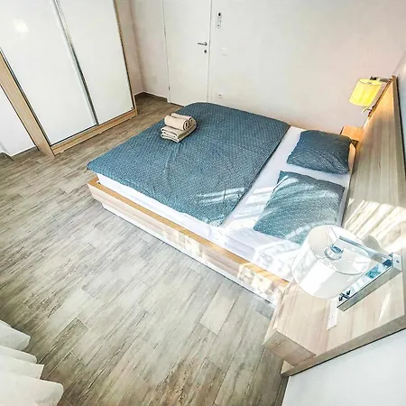 2 Bedroom 1337 * Durres