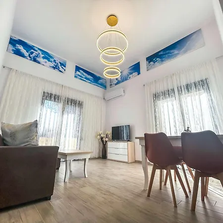 2 Bedroom 1337 *